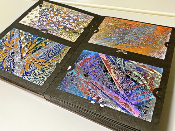 スティッチの万華鏡」で作品の画像をデジカメで撮る。 – KEISUI ART STUDIO